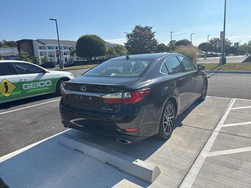 2016 Lexus ES 350 Base