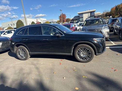 2024 Mercedes-Benz GLC 300 4MATIC