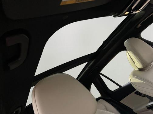 2024 Mercedes-Benz GLC 300 4MATIC