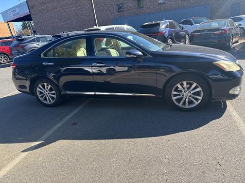 2010 Lexus ES 350 Base
