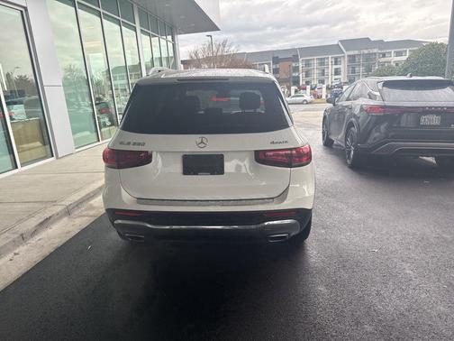 2022 Mercedes-Benz GLB 250 4MATIC