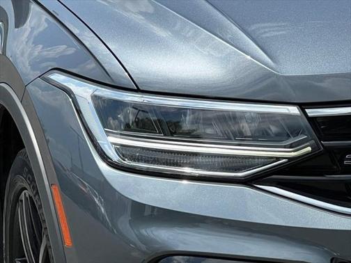 2022 Volkswagen Tiguan 2.0T SE R-Line Black 4MOTION
