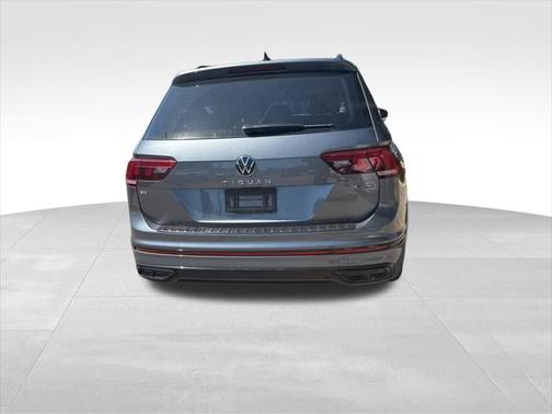 2022 Volkswagen Tiguan 2.0T SE R-Line Black 4MOTION