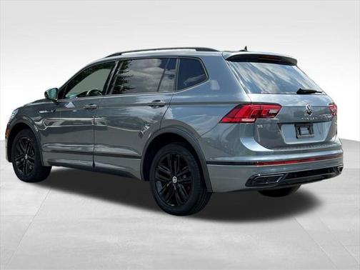 2022 Volkswagen Tiguan 2.0T SE R-Line Black 4MOTION
