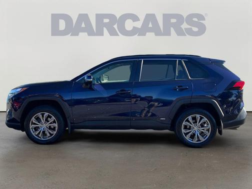 2022 Toyota RAV4 Hybrid XLE Premium