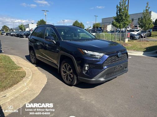 2022 Toyota RAV4 Hybrid XLE Premium
