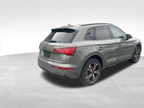 2025 Audi Q5 45 S line Premium Plus