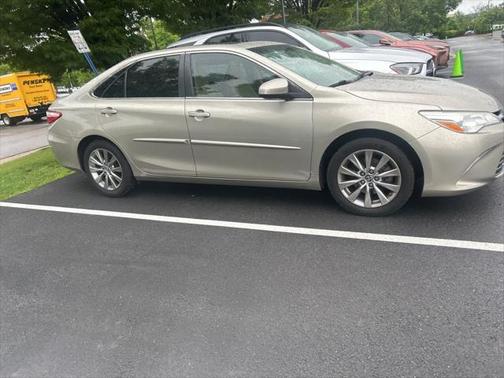 2015 Toyota Camry XLE