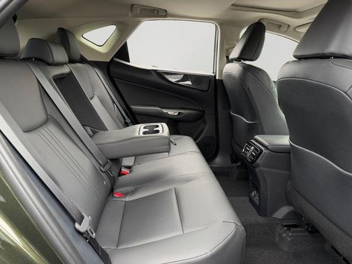 Nori Green Pearl 2026 Lexus NX 350 Premium