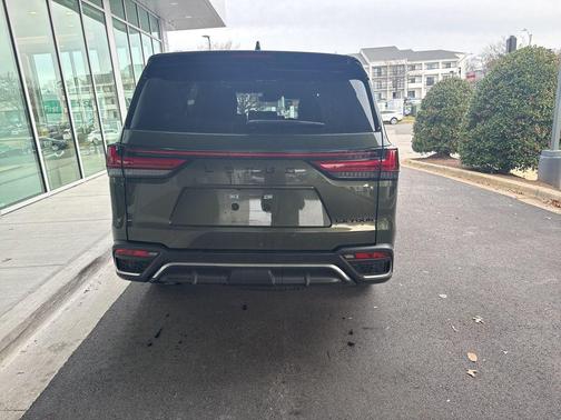 2025 Lexus LX 700h F SPORT