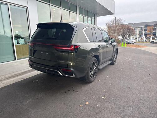 2025 Lexus LX 700h F SPORT