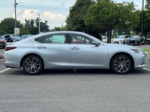 2025 Lexus ES 350 Base