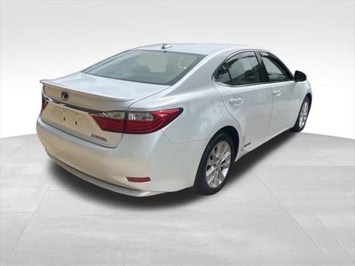 2013 Lexus ES 300h Base