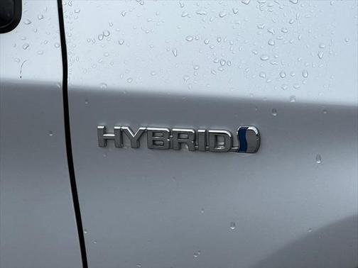 2013 Toyota Prius Four