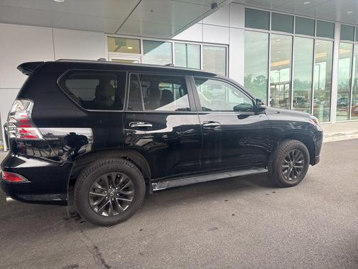 2023 Lexus GX 460 Premium