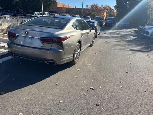 2022 Lexus LS 500 Base