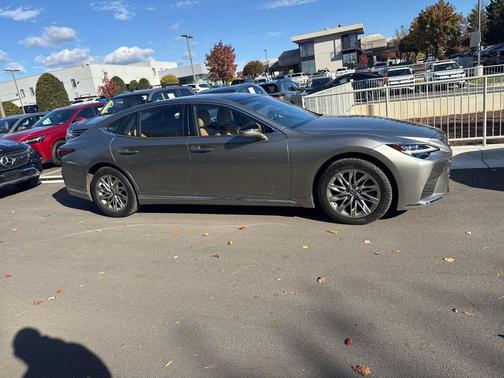 2022 Lexus LS 500 Base