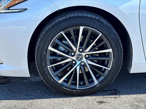 2022 Lexus ES 350 Premium