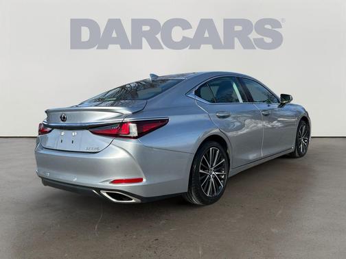 2022 Lexus ES 350 Base