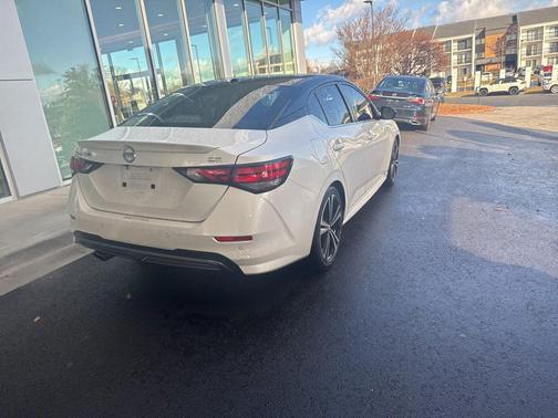 2022 Nissan Sentra SR