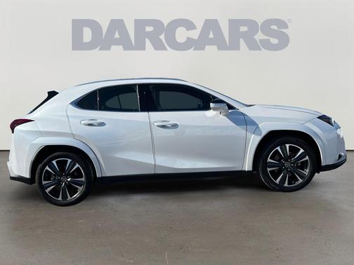 2024 Lexus UX 250h Base
