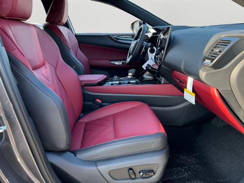 2026 Lexus NX 450h+ Premium