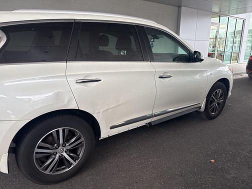 2017 INFINITI QX60 Base