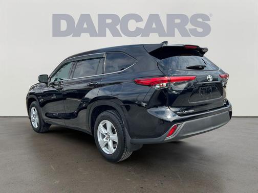 2021 Toyota Highlander LE