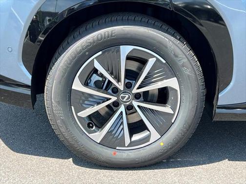 2025 Lexus RZ 450e Premium