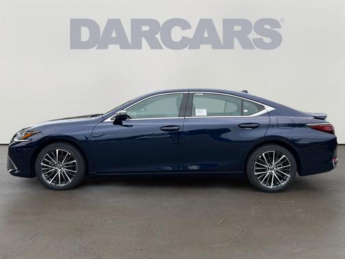 2025 Lexus ES 300h Base
