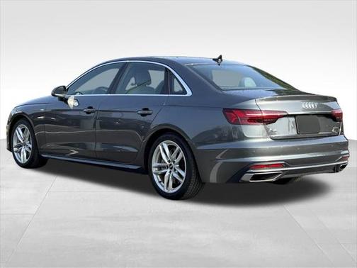 2023 Audi A4 45 S line Premium Plus