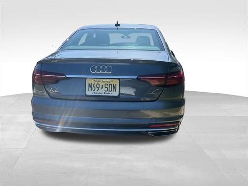2023 Audi A4 45 S line Premium Plus
