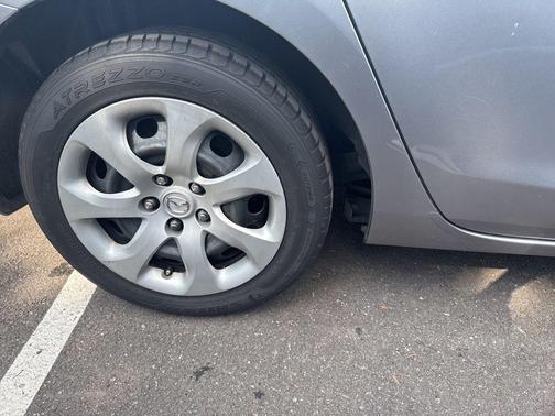 2013 Mazda Mazda3 i SV