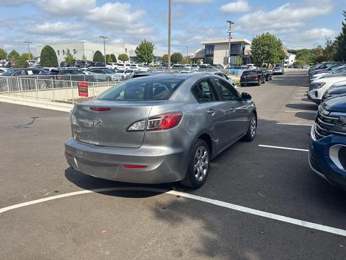 2013 Mazda Mazda3 i SV