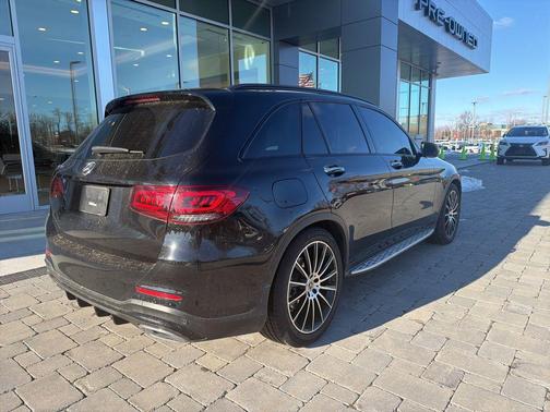 2022 Mercedes-Benz GLC 300 Base