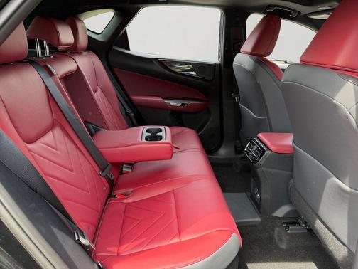 Caviar 2026 Lexus NX 450h+ Premium