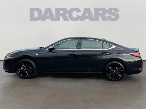 2025 Lexus ES 300h F SPORT Handling