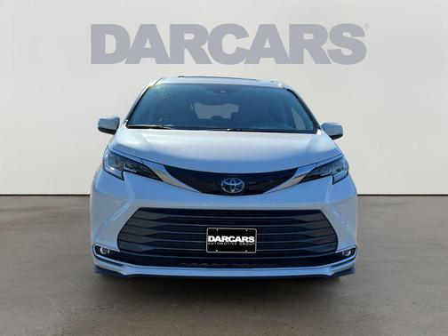 2021 Toyota Sienna Limited 7-Passenger