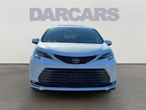 2021 Toyota Sienna Limited 7-Passenger