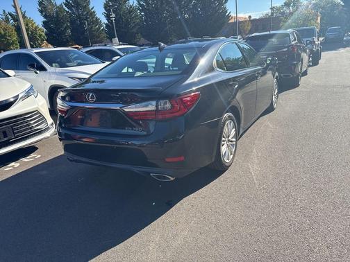 2017 Lexus ES 350 Base