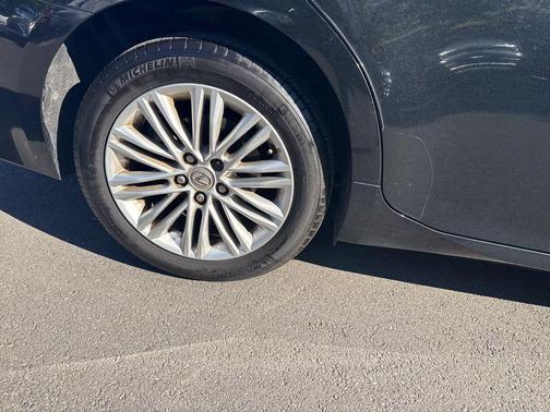 2017 Lexus ES 350 Base