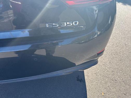 2017 Lexus ES 350 Base