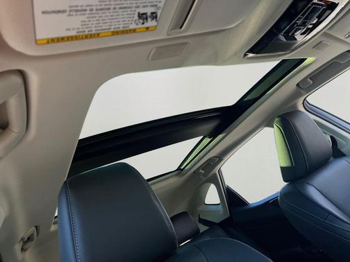 2026 Lexus NX 450h+ Luxury