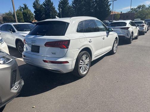 2018 Audi Q5 2.0T Tech Premium