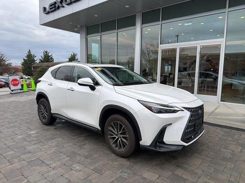 Eminent White Pearl 2024 Lexus NX 250 Base