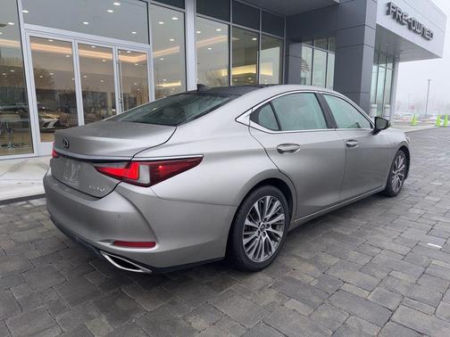 2019 Lexus ES 350 Luxury