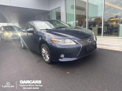 2015 Lexus ES 300h Base