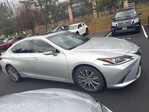 2021 Lexus ES 250 Base