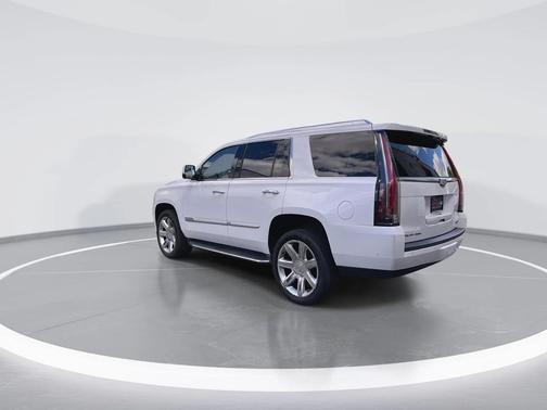 2018 Cadillac Escalade Luxury