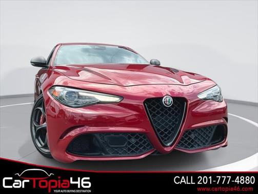 2019 Alfa Romeo Giulia Quadrifoglio